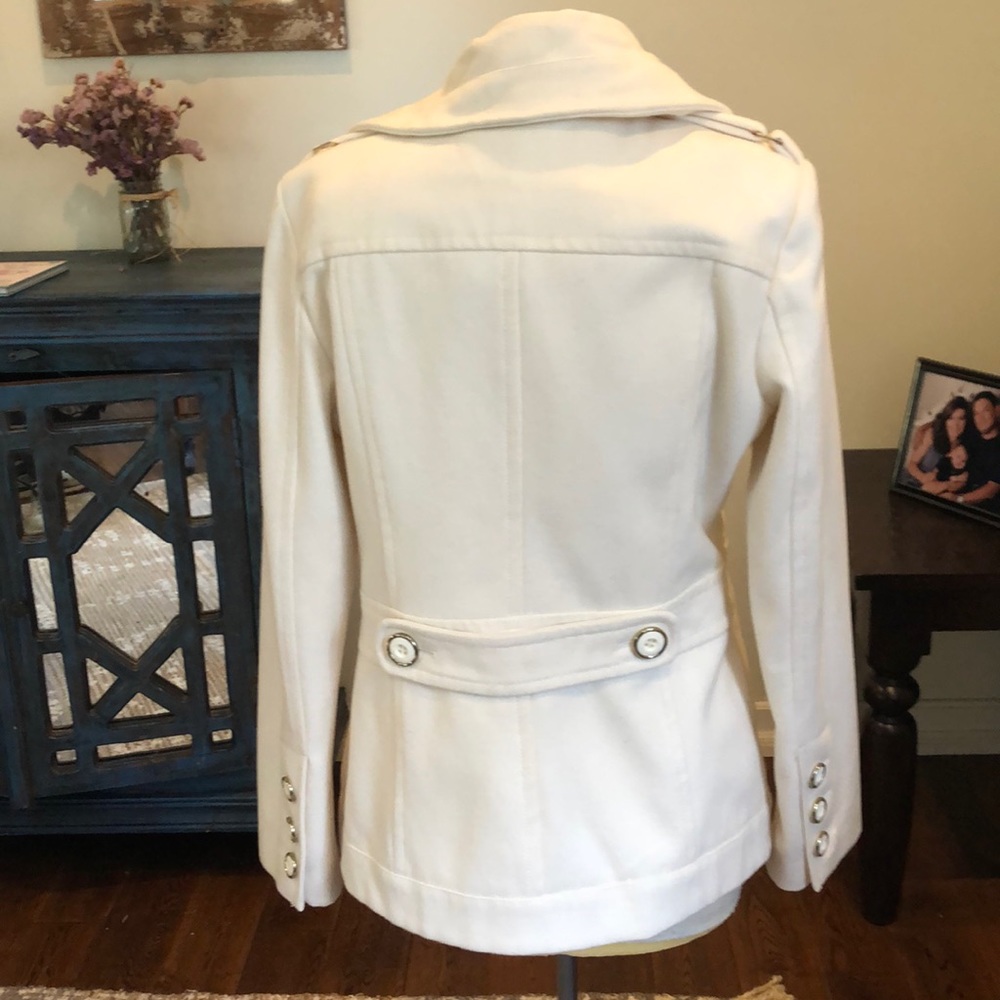 Tan jacket - Picture 2 of 6